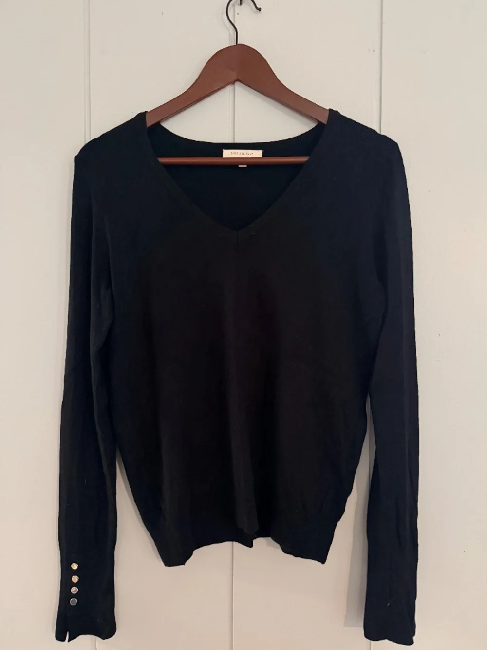 Skies Are Blue M Black V Neck Sweater Gold Button Split Cuff